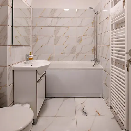 Coral Plaza Daire Bükreş